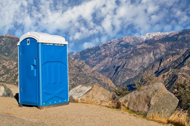 Best Portable Restroom Maintenance and Cleaning  in Clinton, OH